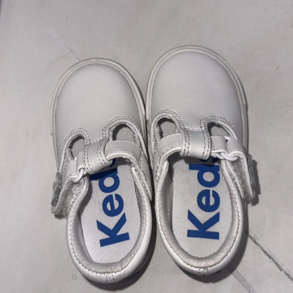 Keds Toddler Size 5 Daphne T-Strap Classic White Leather Mary Jane Girls Walking